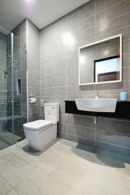 Experience The Coast - Hostahome Suites At Paragon Residence Near Downtown 조호르 바루 외부 사진